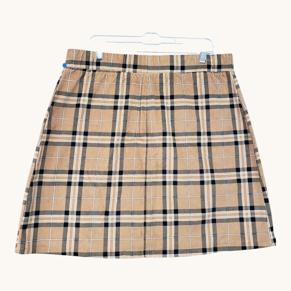 NWT Torrid Mini Skirt Size 14/16 (1X) Brown Plaid Corduroy Elastic Waist Pockets - Picture 3 of 9